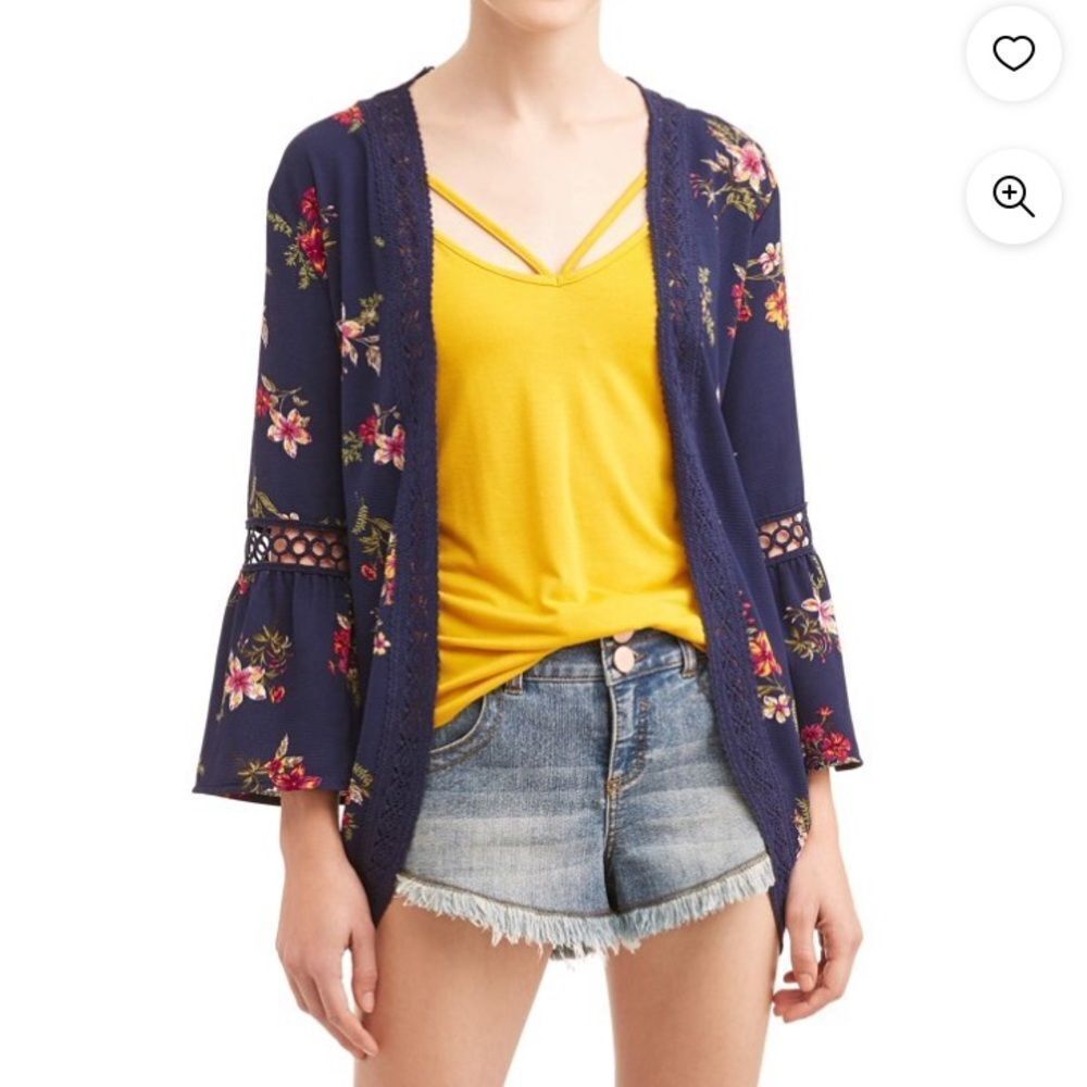 Juniors Short open front style Kimono Size small